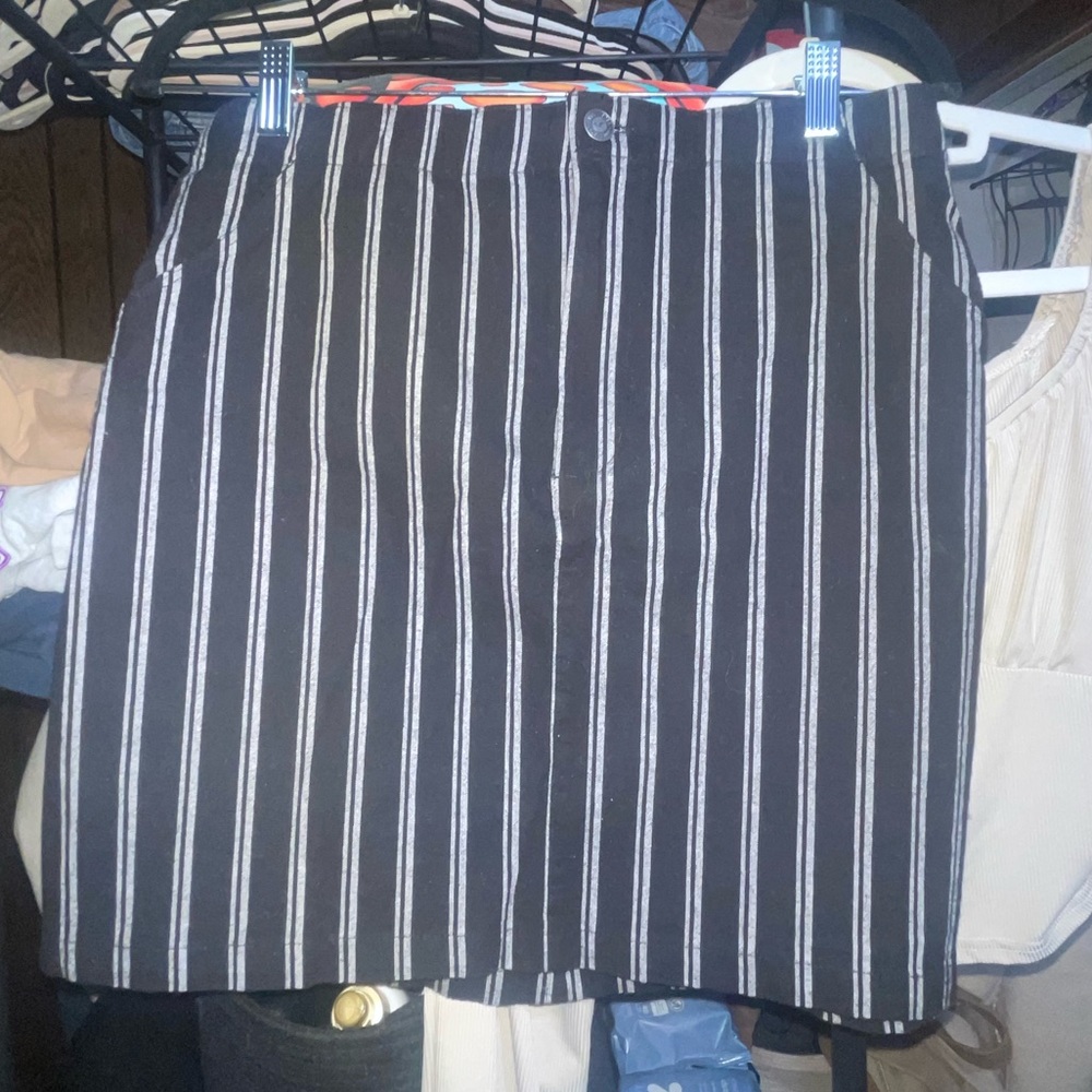 Hollister Skirt